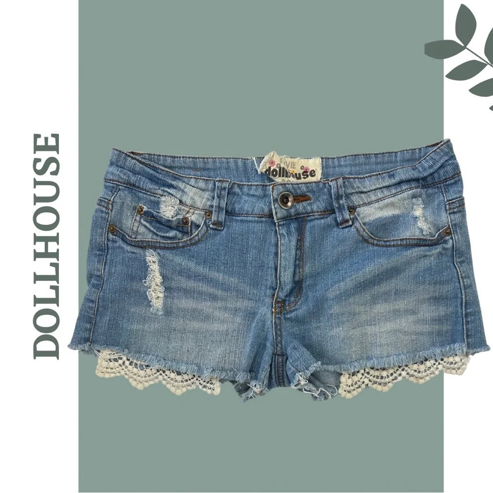 🛍️3/$40 Dollhouse Denim Shorts Peekaboo Lace Detail Front Zipper  Size 11